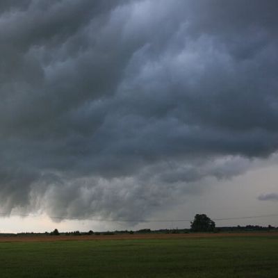 Lietaus debesies krastas