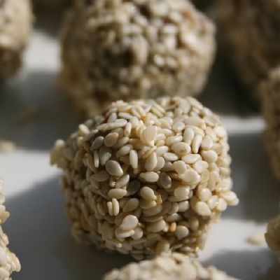 Skanestas su kiaulpieniu ziedais